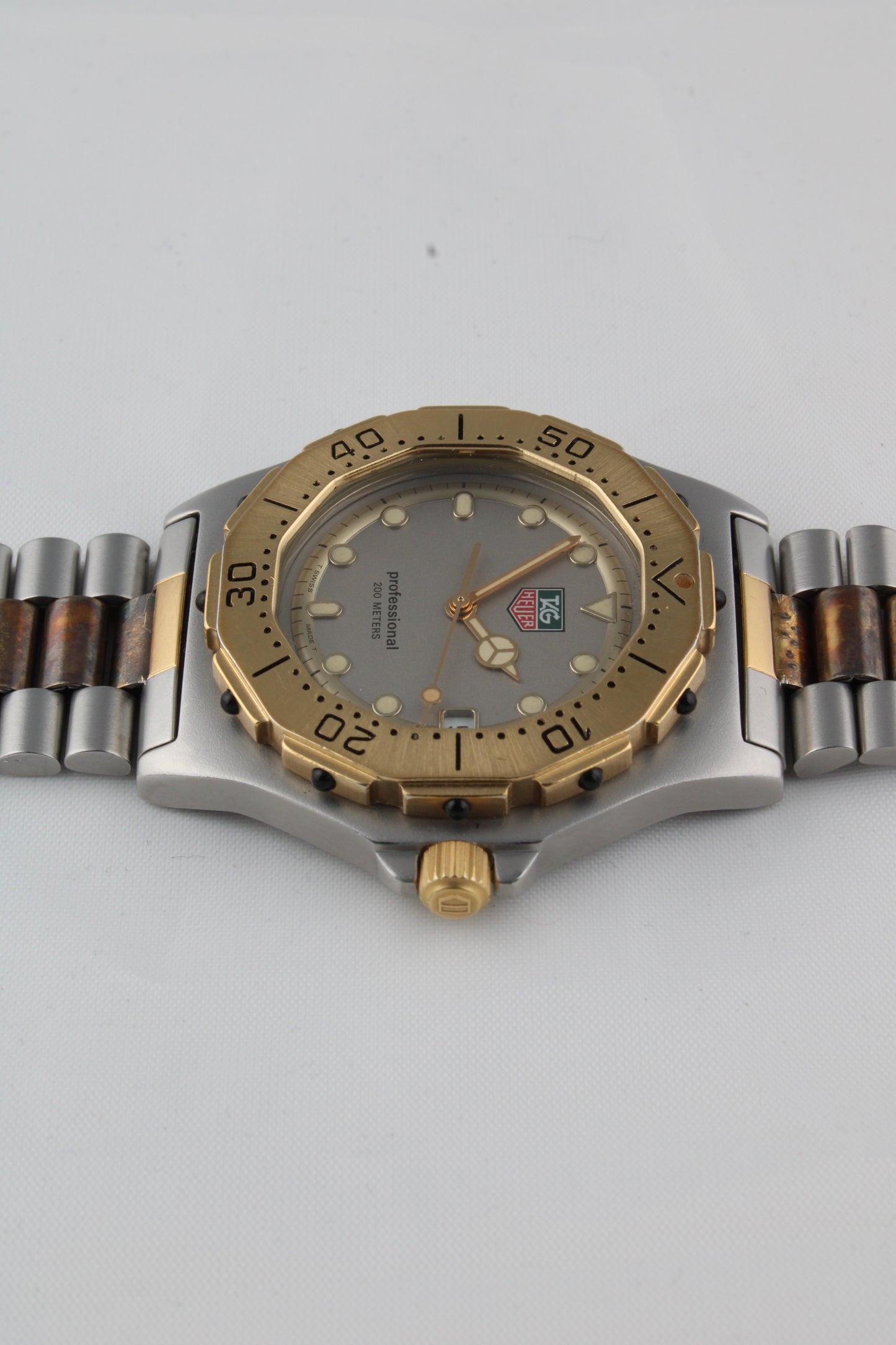 TAG Heuer 3000 Series Professional 934.206