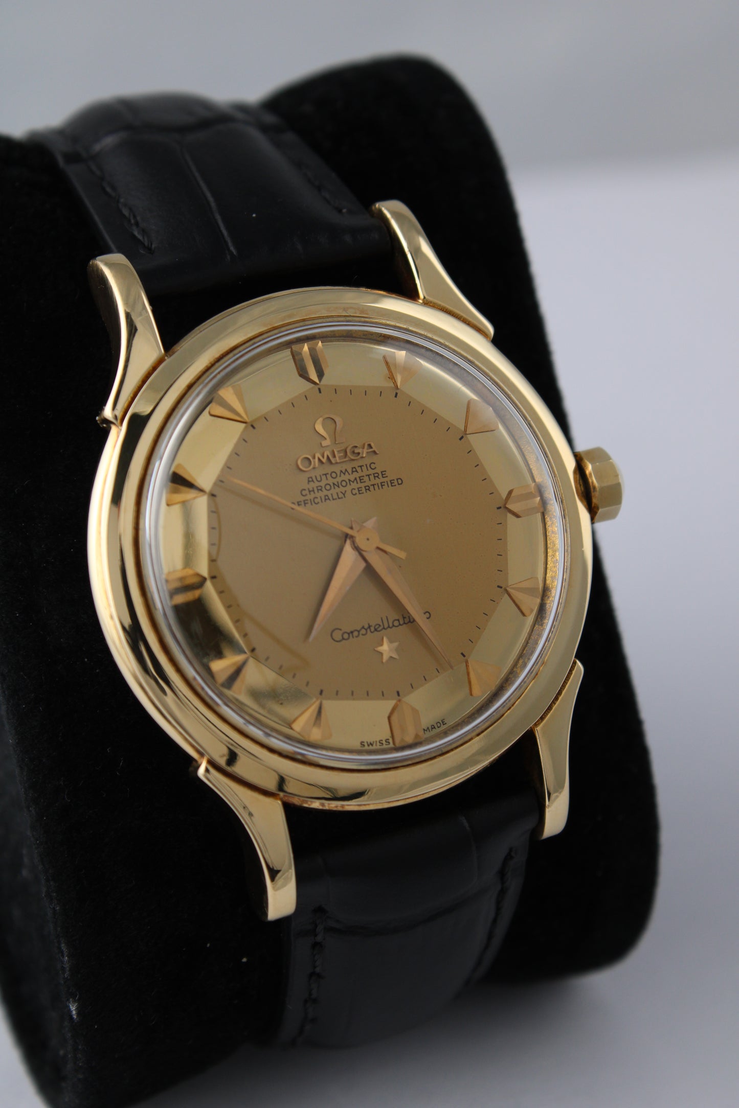 Omega ‘Pie Pan’ Constellation Deluxe 18K
2852/2853 SC