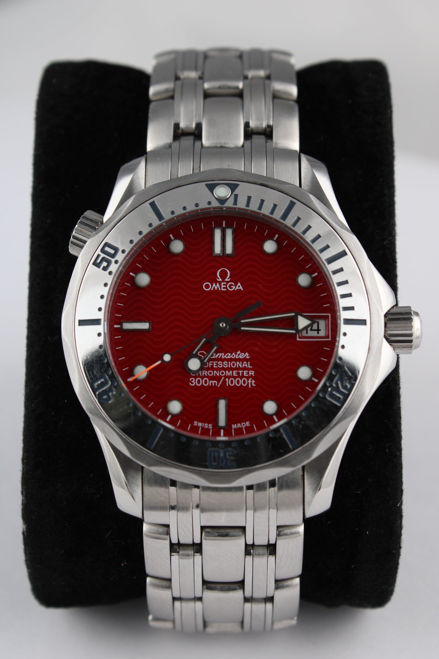 Omega Seamaster 300m Marui Edition 2552.61 (1 of 1000)