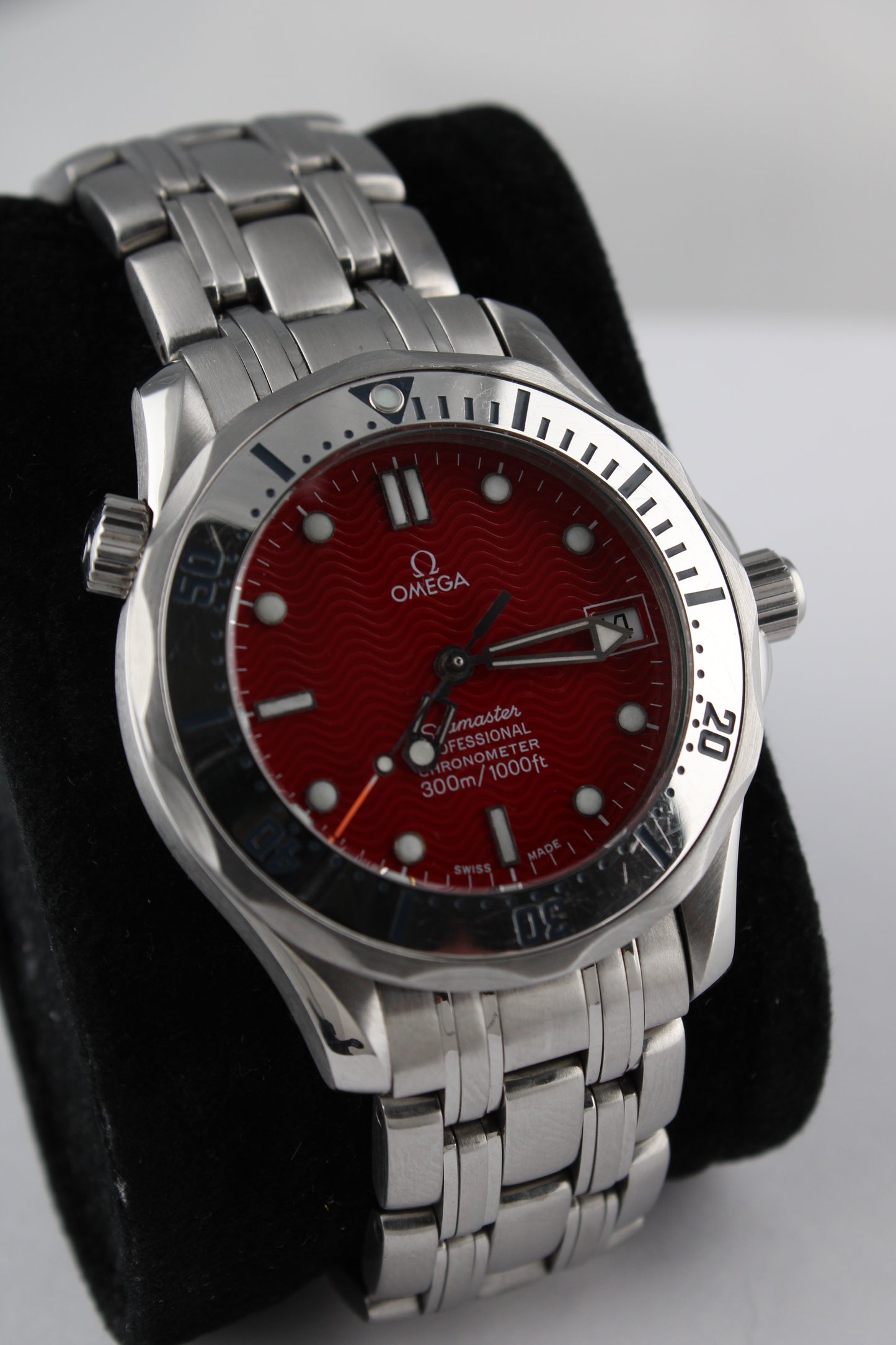 Omega Seamaster 300m Marui Edition 2552.61 (1 of 1000)