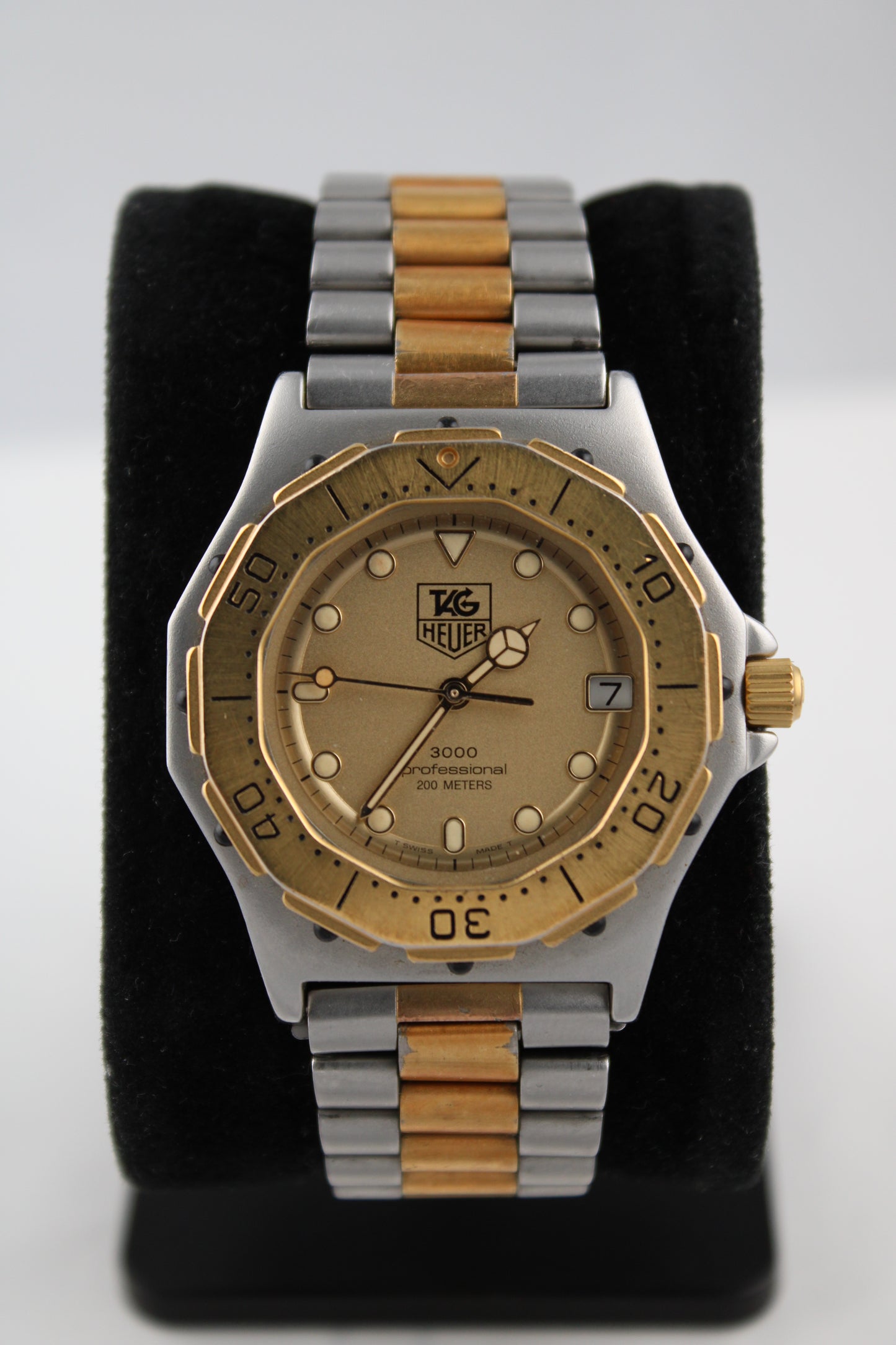 TAG Heuer 3000 Series Professional 935.406