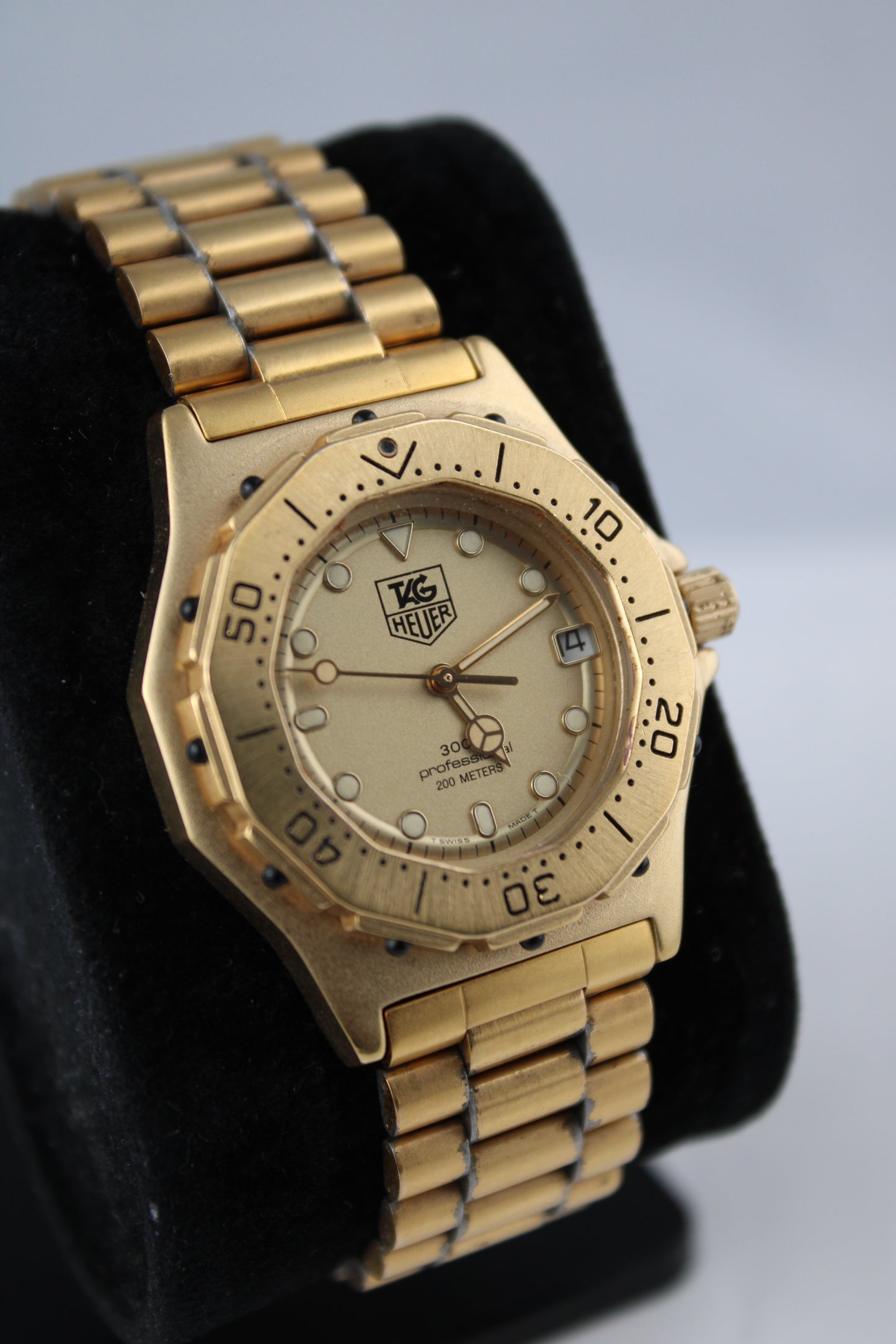 TAG Heuer 3000 Series Professional 934.413