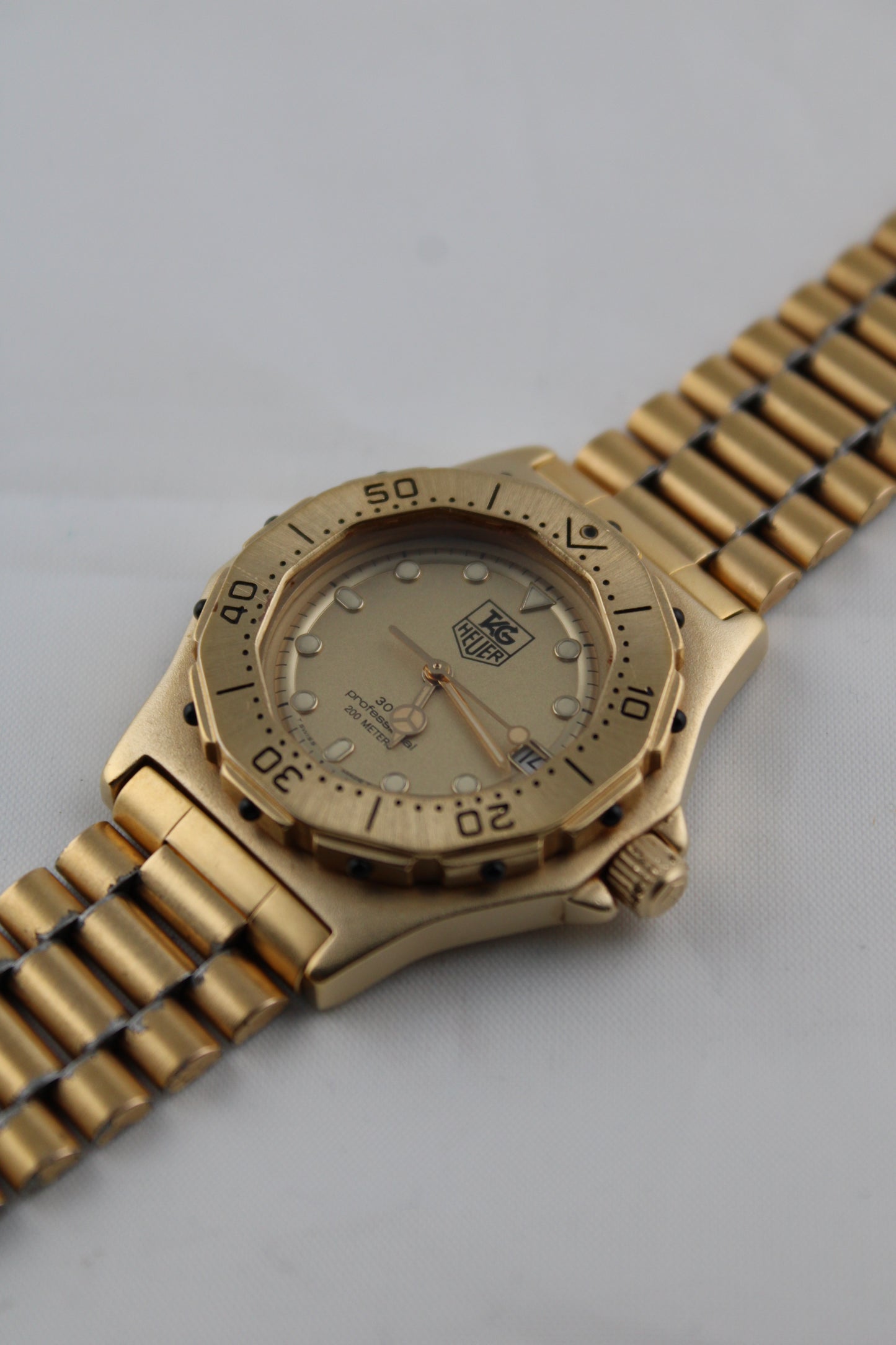 TAG Heuer 3000 Series Professional 934.413