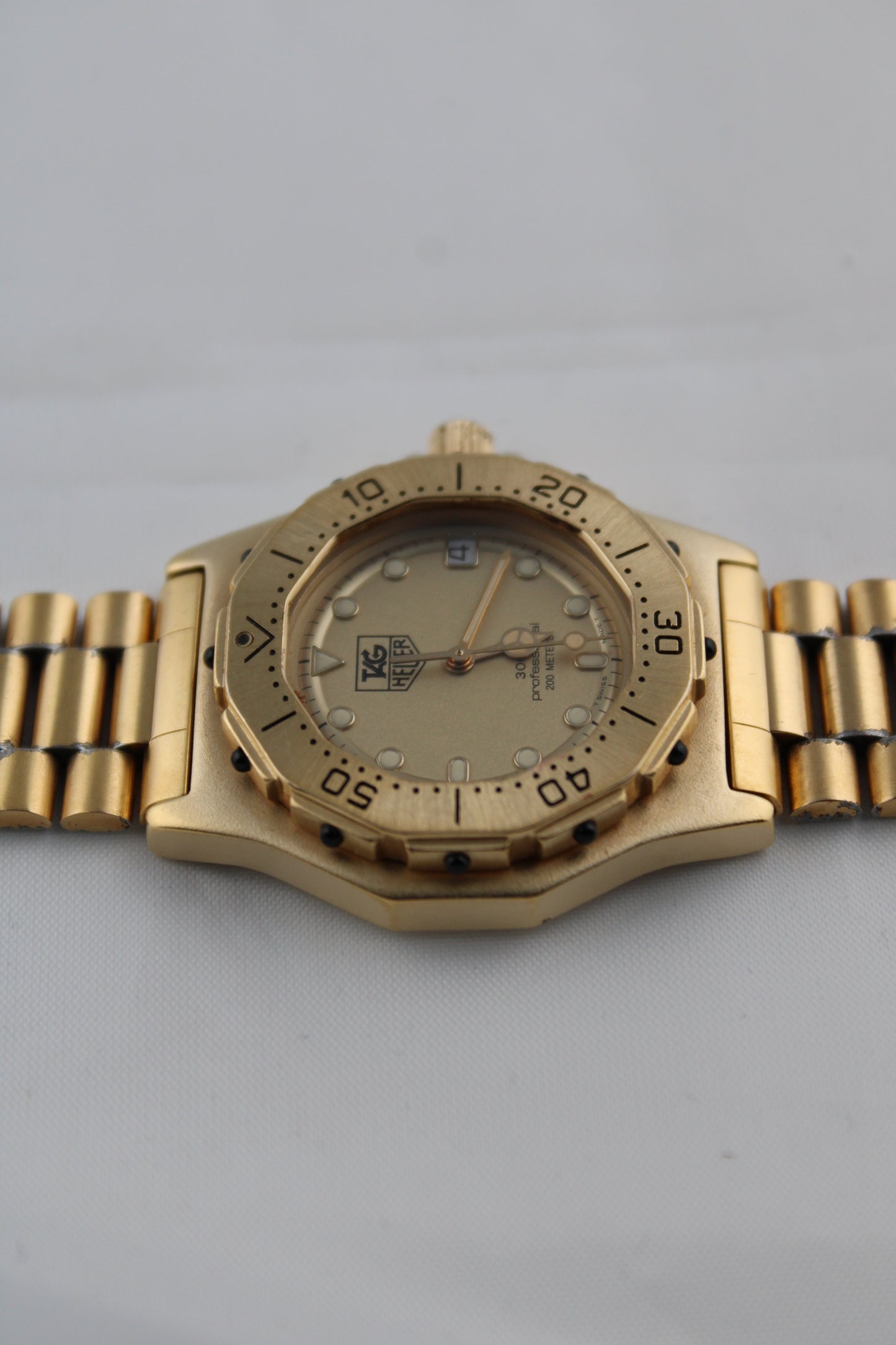 TAG Heuer 3000 Series Professional 934.413