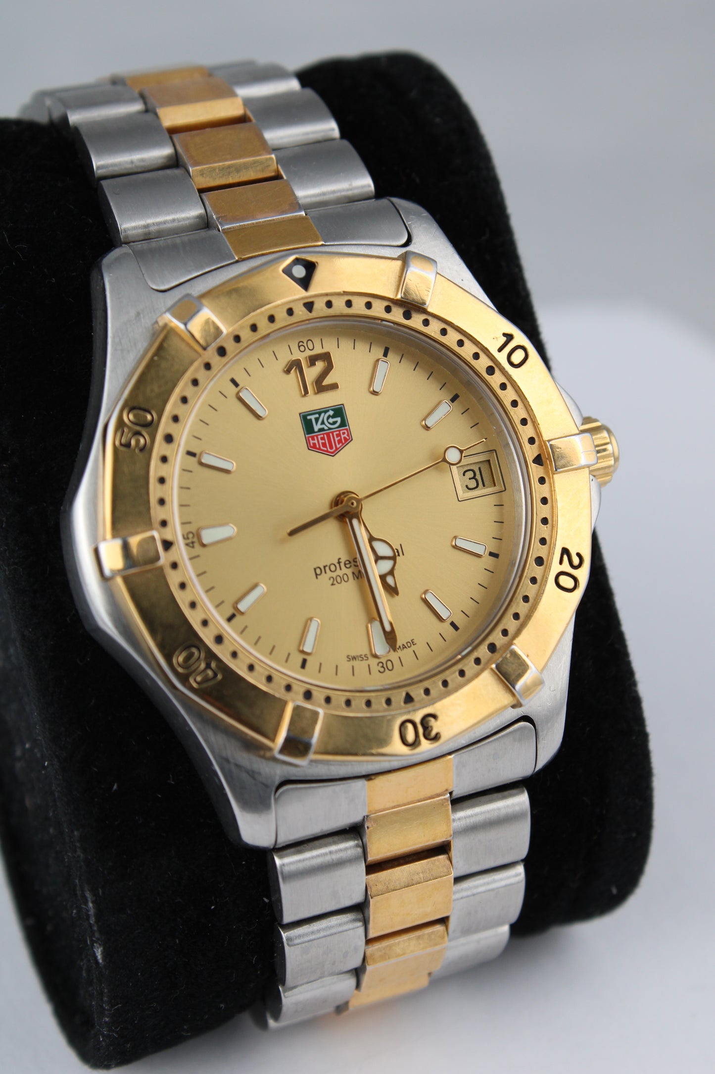 TAG Heuer 2000 Series - WK1121-0