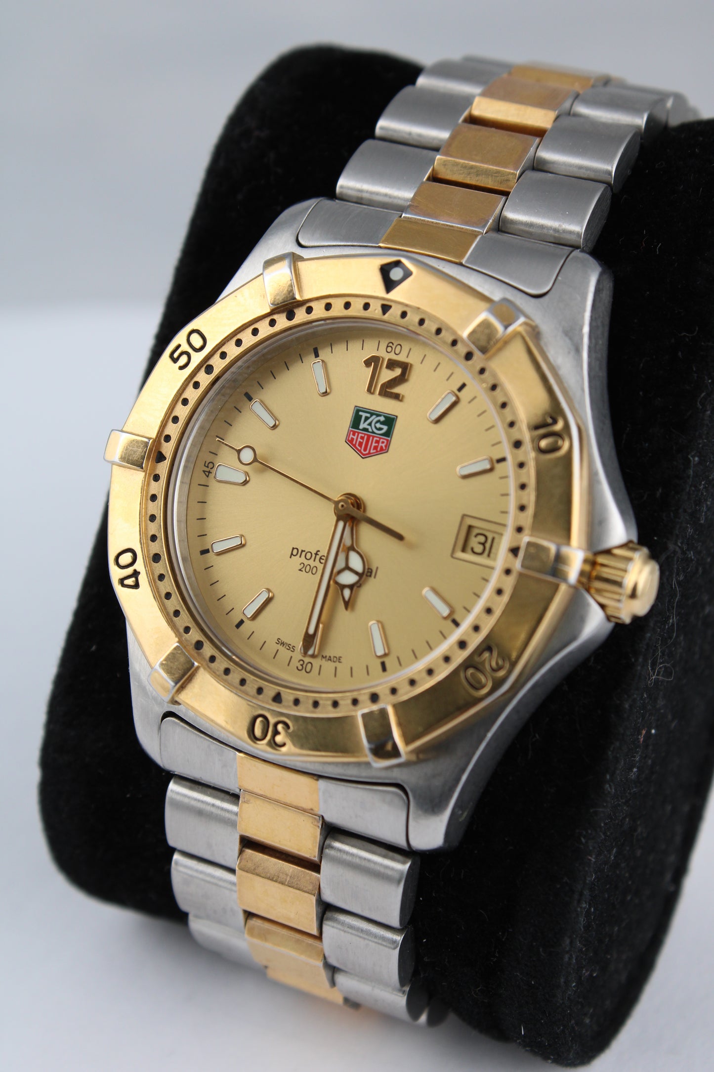 TAG Heuer 2000 Series - WK1121-0