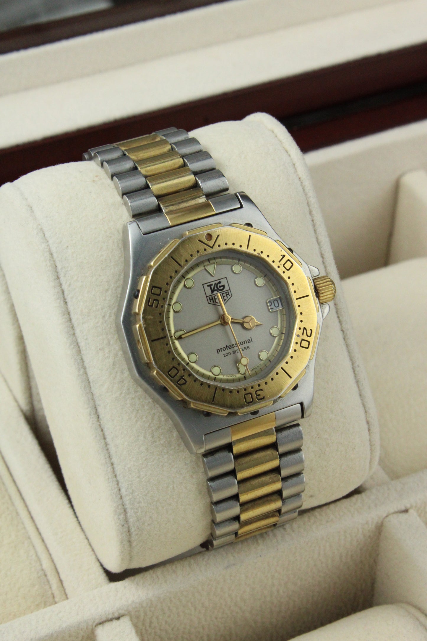 TAG Heuer 3000 Series 932.213