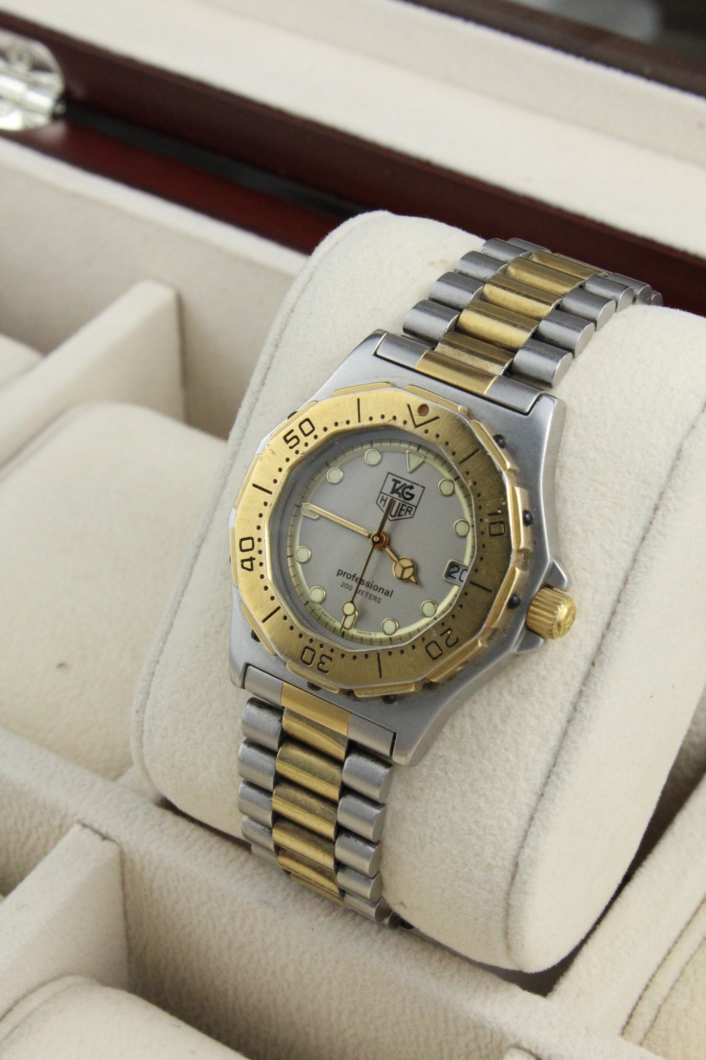 TAG Heuer 3000 Series 932.213