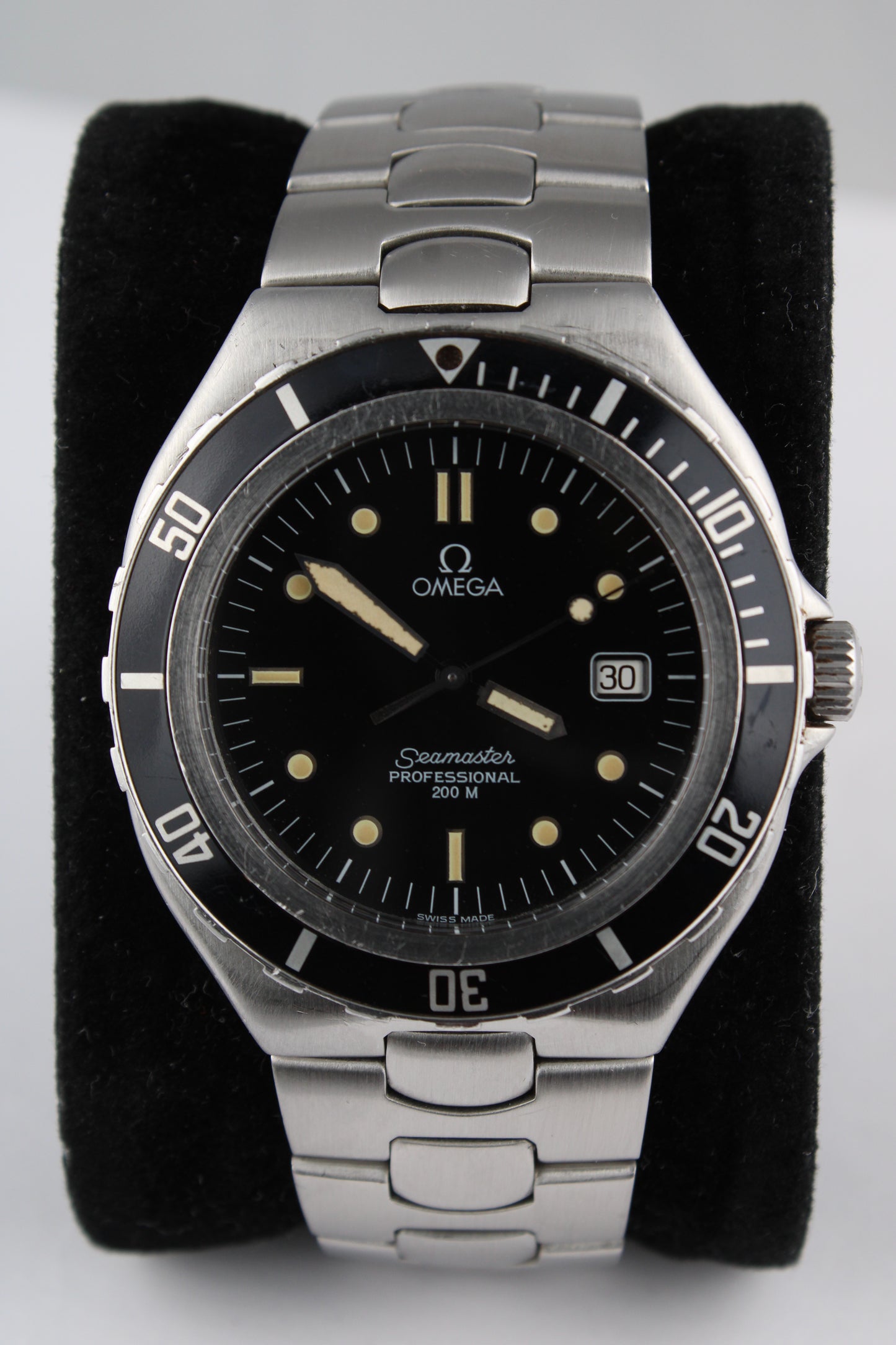 Omega 'Pre Bond' 'Jumbo' Seamaster 200m - 396.1051