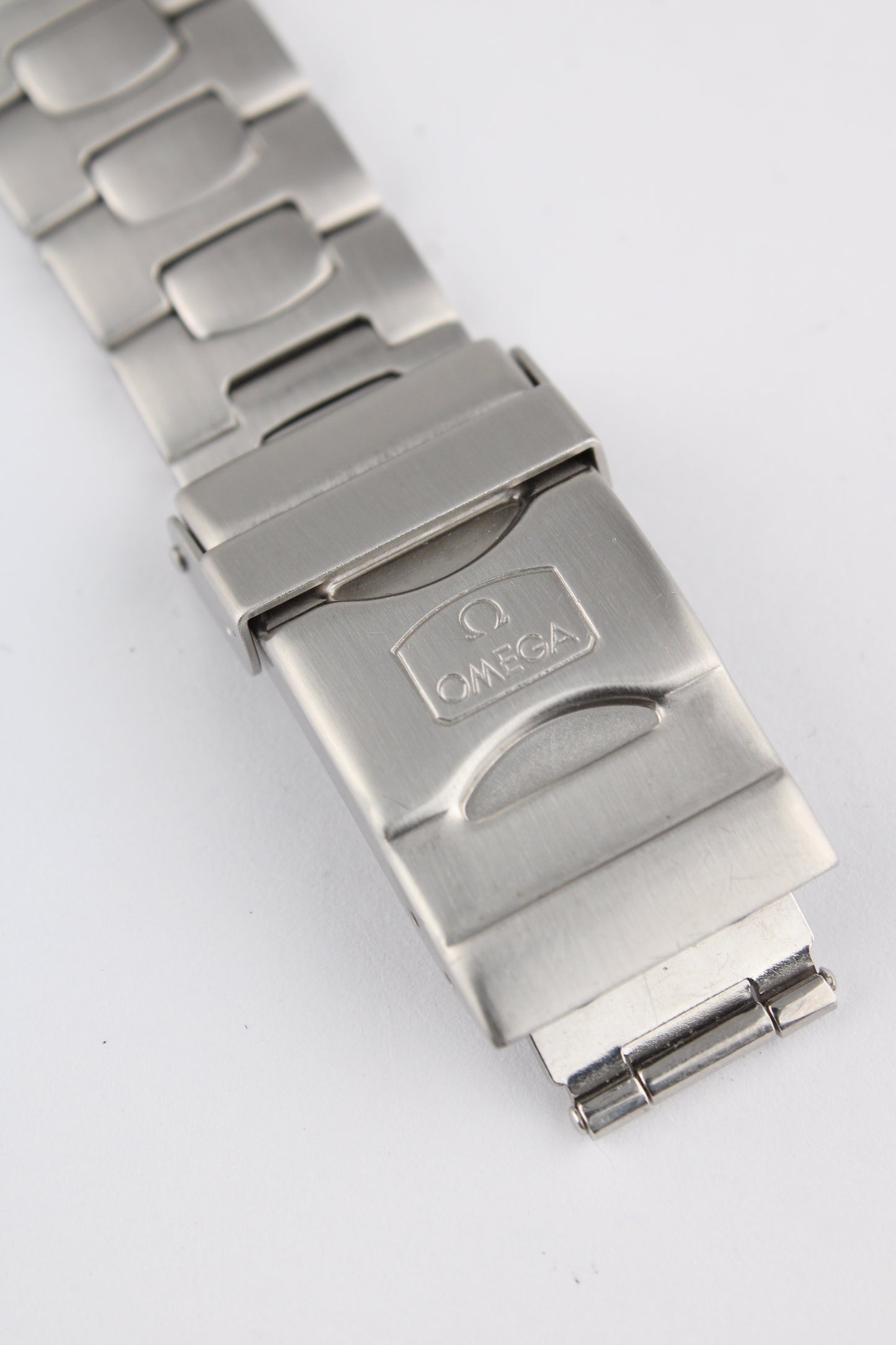 Omega 'Pre Bond' 'Jumbo' Seamaster 200m - 396.1051