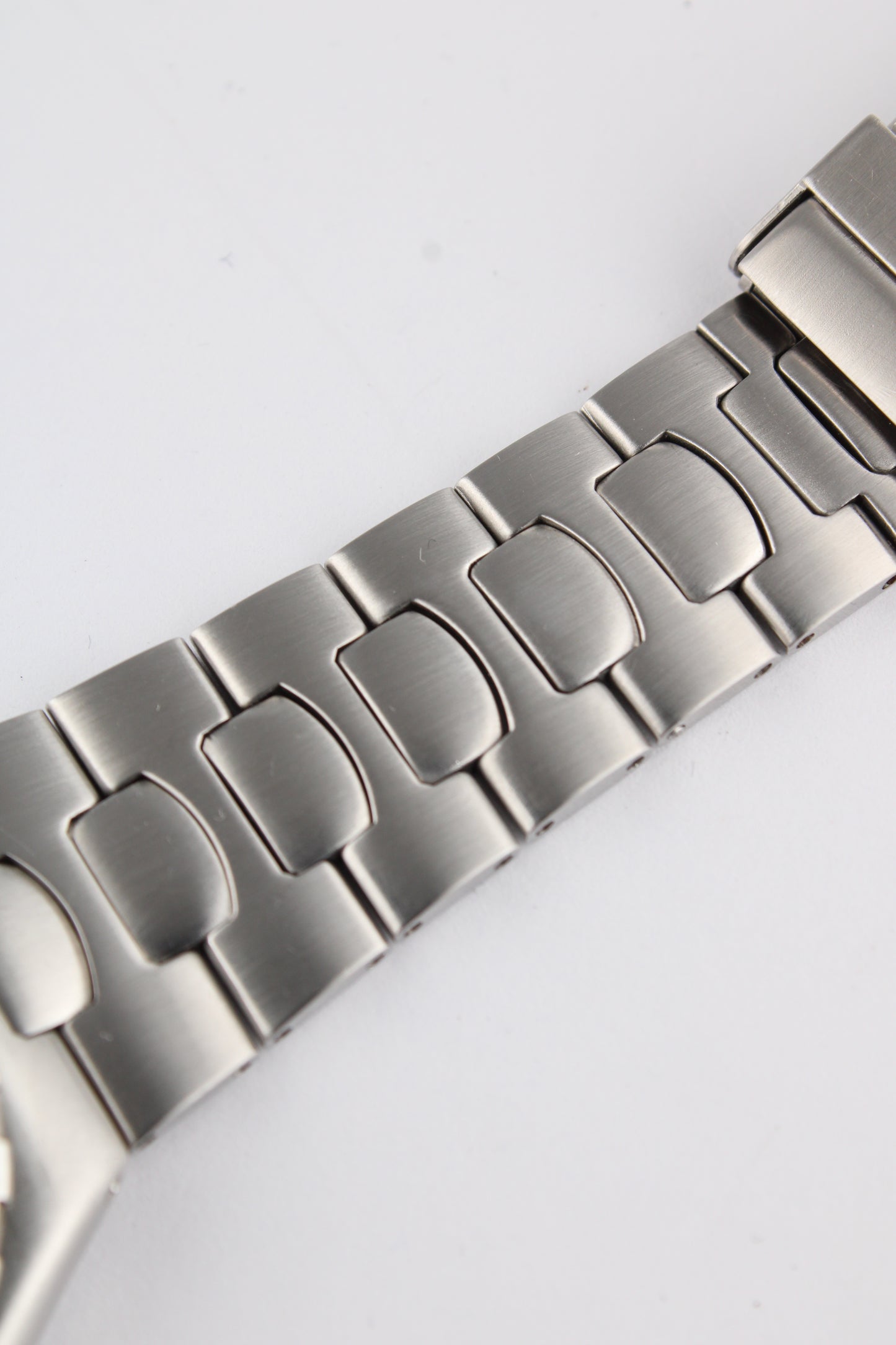Omega 'Pre Bond' 'Jumbo' Seamaster 200m - 396.1051